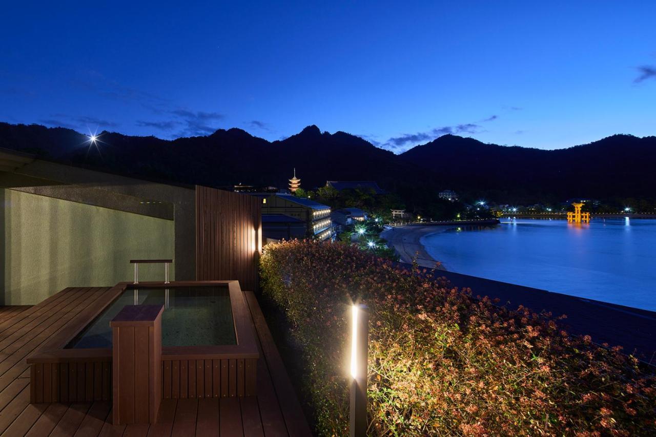 Hotel Itsukushima Iroha Hacukaiči Exteriér fotografie