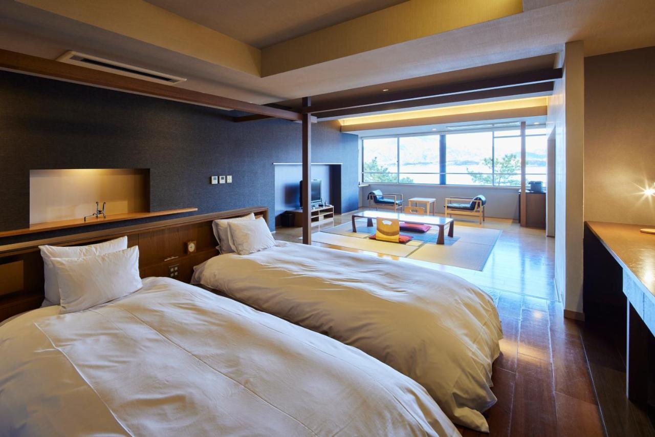 Hotel Itsukushima Iroha Hacukaiči Exteriér fotografie